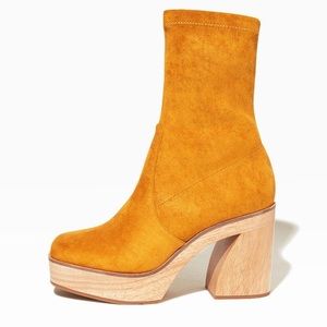 Charlotte Stone Stina in Ochre NWB